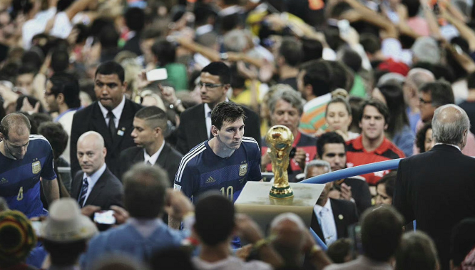 高跟白嫩大长腿！《鸣潮》吟霖全新1／6手办公开