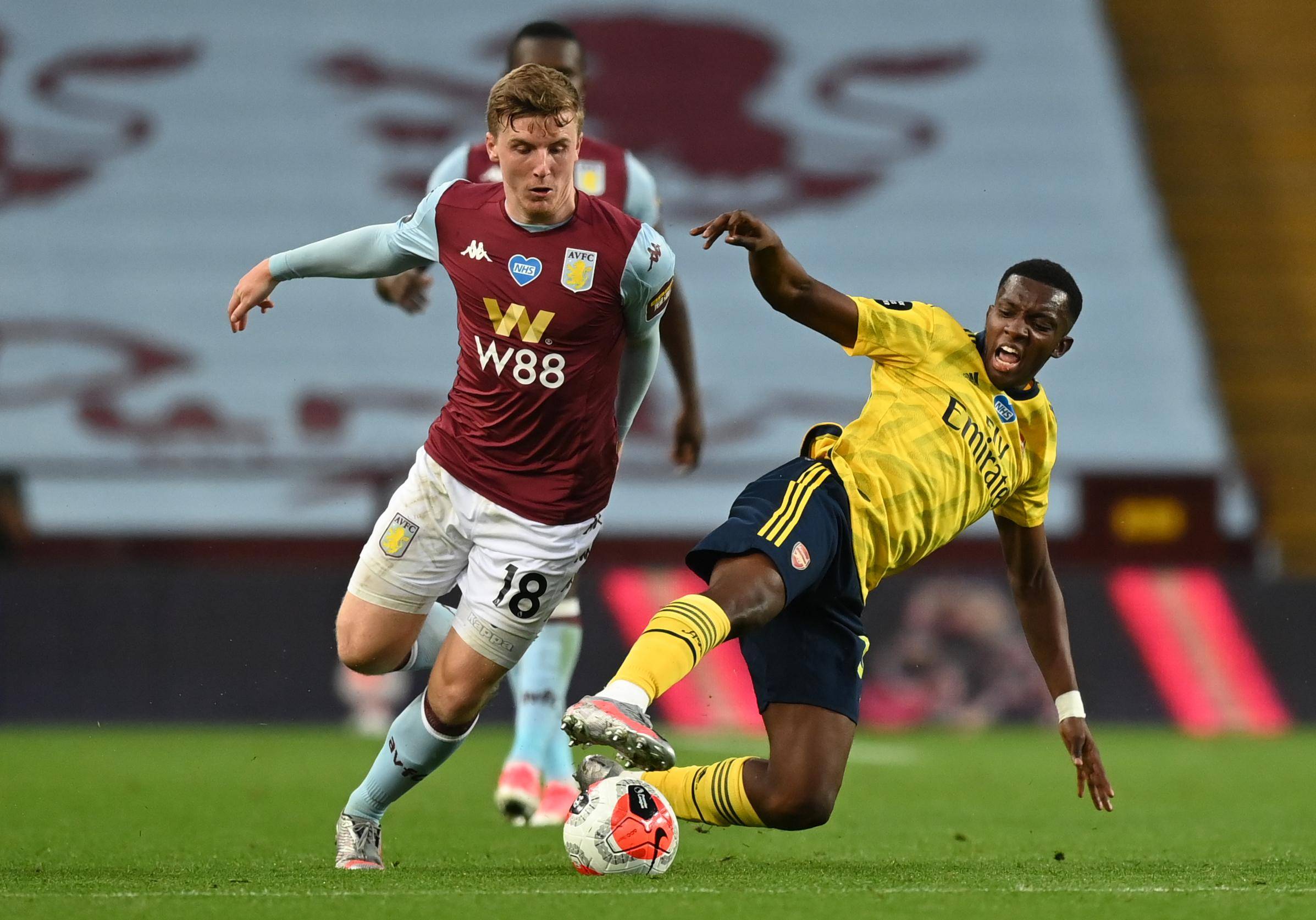 阿门汤普森防不住替补后卫！特雷琼斯创队史纪录，公牛虽败却收获宝藏