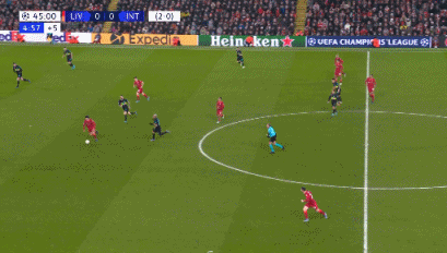 胡梅尔斯直红 十人罗马遭毕尔巴鄂竞技淘汰